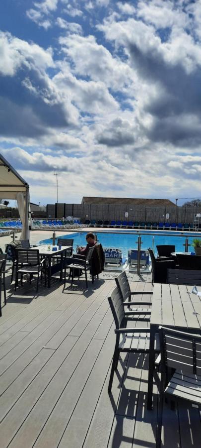 Church Farm Haven Holiday Park 파감 외부 사진
